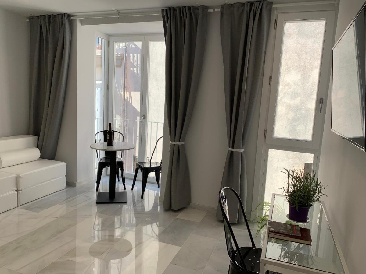 San Lorenzo Apartamentos Y Suites Кадис Экстерьер фото