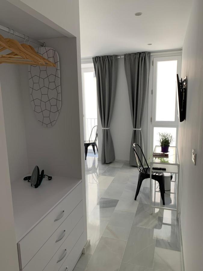 San Lorenzo Apartamentos Y Suites Кадис Экстерьер фото