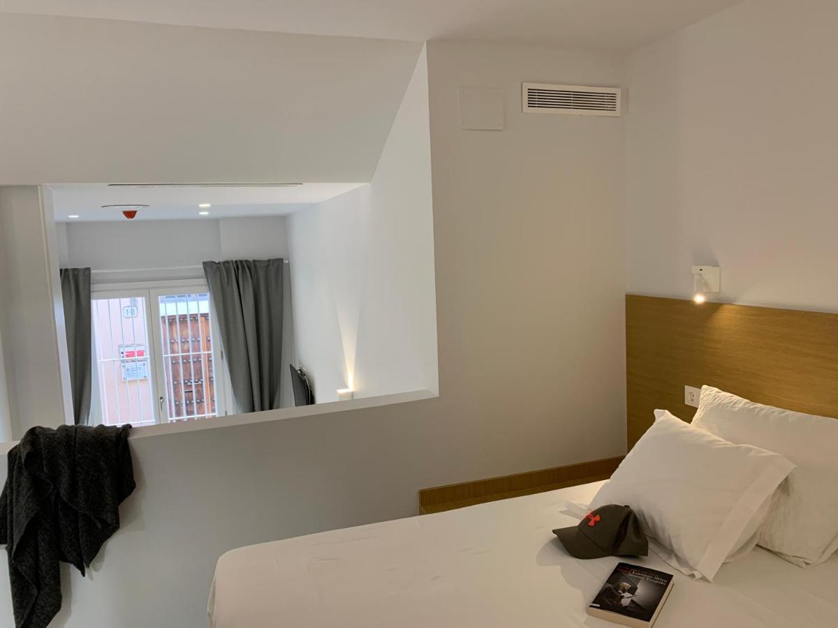 San Lorenzo Apartamentos Y Suites Кадис Экстерьер фото