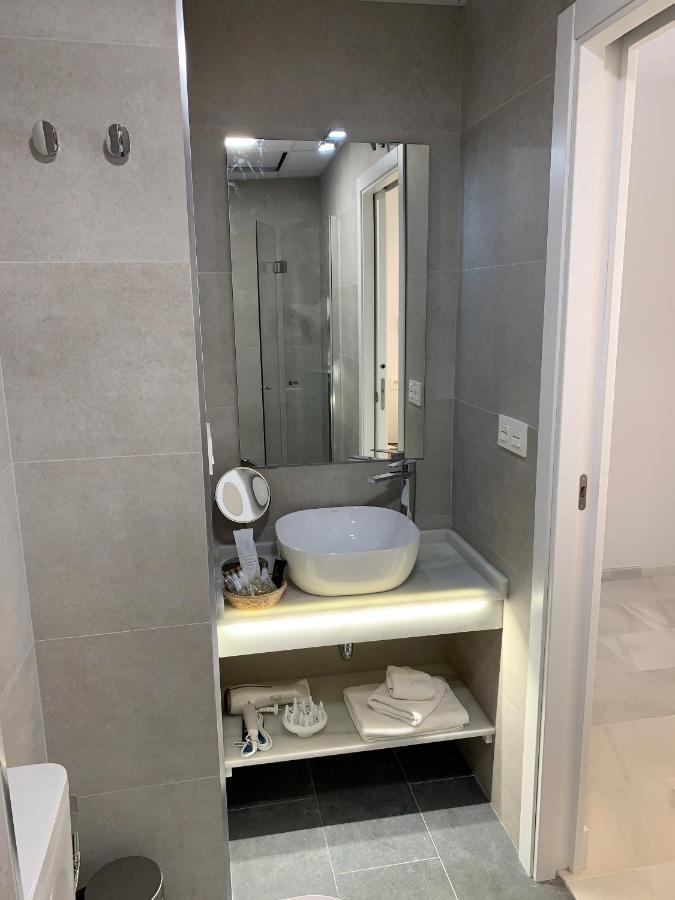 San Lorenzo Apartamentos Y Suites Кадис Экстерьер фото